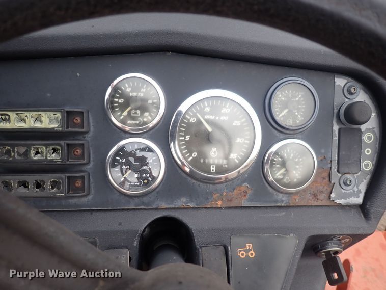 image for item DQ4889 2010 Ditch Witch RT80  trencher