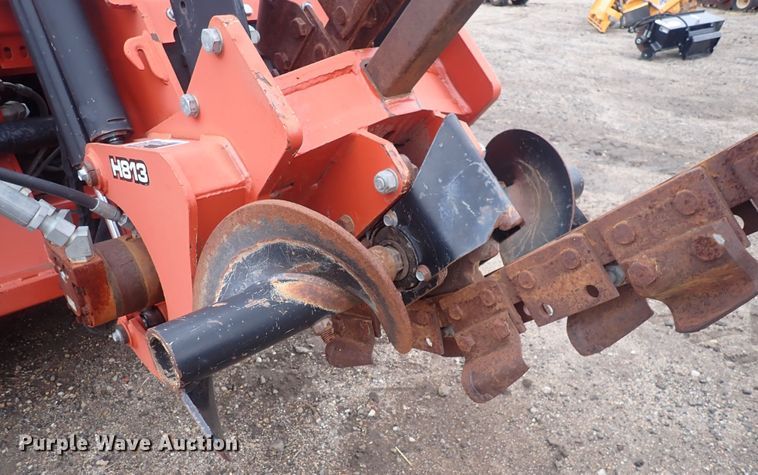image for item DQ4889 2010 Ditch Witch RT80  trencher