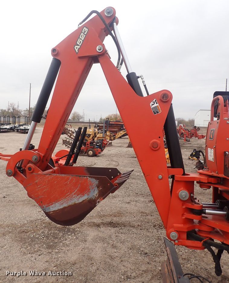 image for item DQ4889 2010 Ditch Witch RT80  trencher