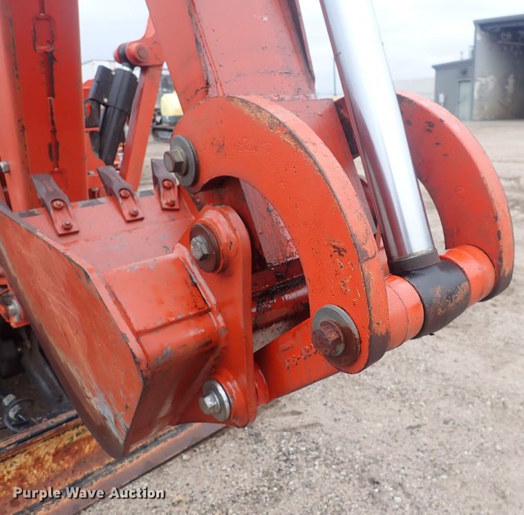 image for item DQ4889 2010 Ditch Witch RT80  trencher