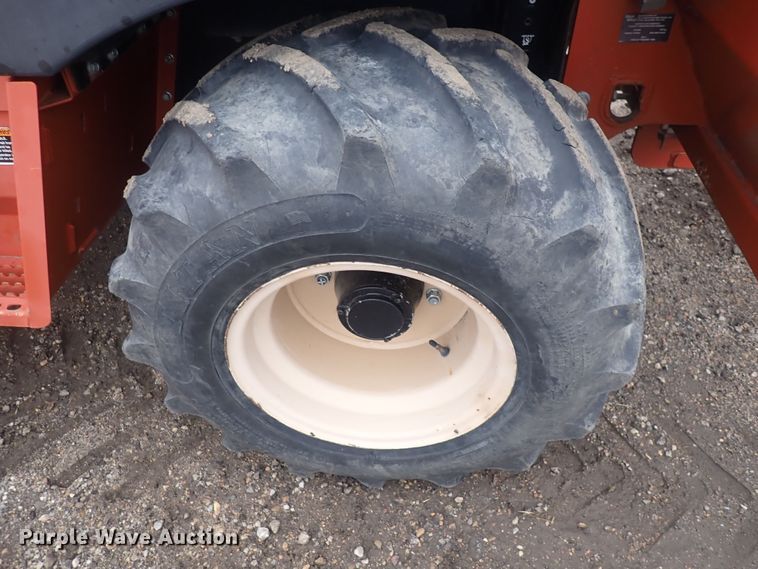 image for item DQ4889 2010 Ditch Witch RT80  trencher