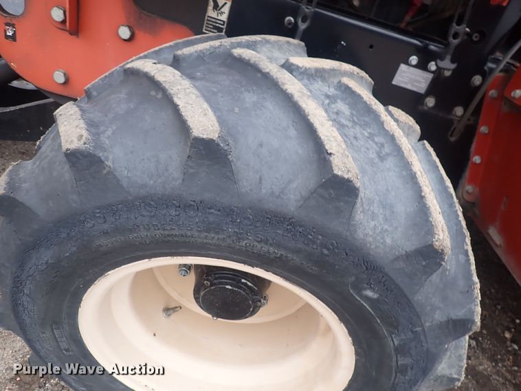 image for item DQ4889 2010 Ditch Witch RT80  trencher