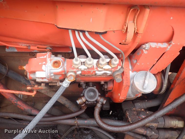 image for item DQ4890 1982 Ditch Witch 6510  trencher