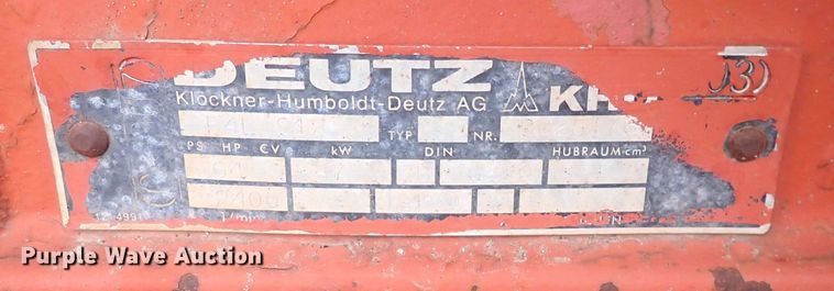 image for item DQ4890 1982 Ditch Witch 6510  trencher