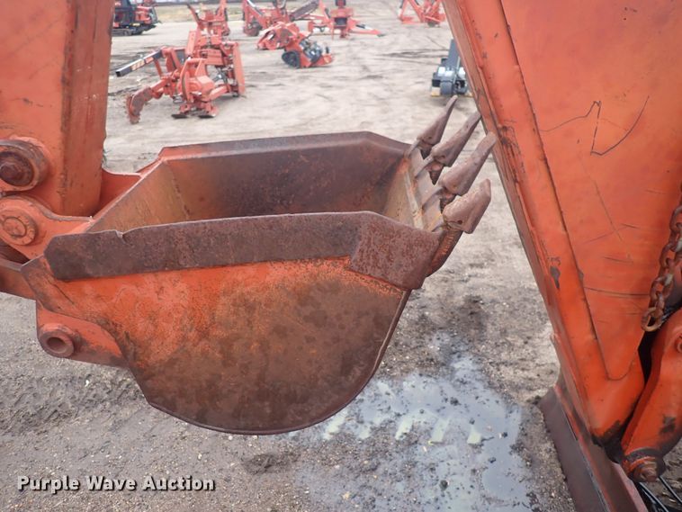 image for item DQ4890 1982 Ditch Witch 6510  trencher