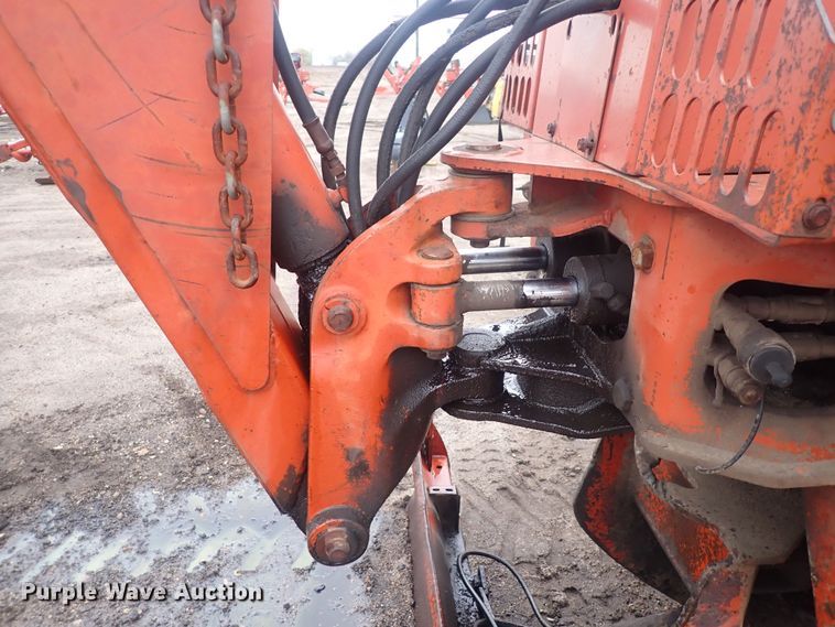 image for item DQ4890 1982 Ditch Witch 6510  trencher