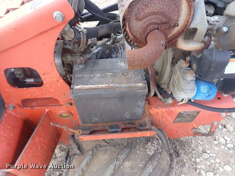 image for item DQ4891 2011 Ditch Witch RT24  trencher
