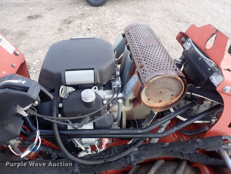image for item DQ4891 2011 Ditch Witch RT24  trencher
