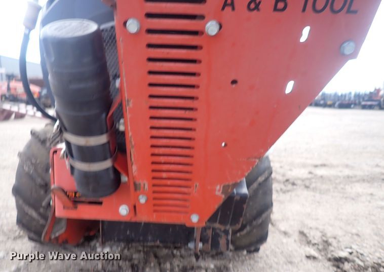 image for item DQ4891 2011 Ditch Witch RT24  trencher