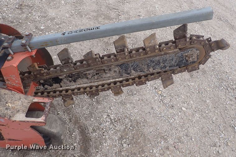 image for item DQ4891 2011 Ditch Witch RT24  trencher