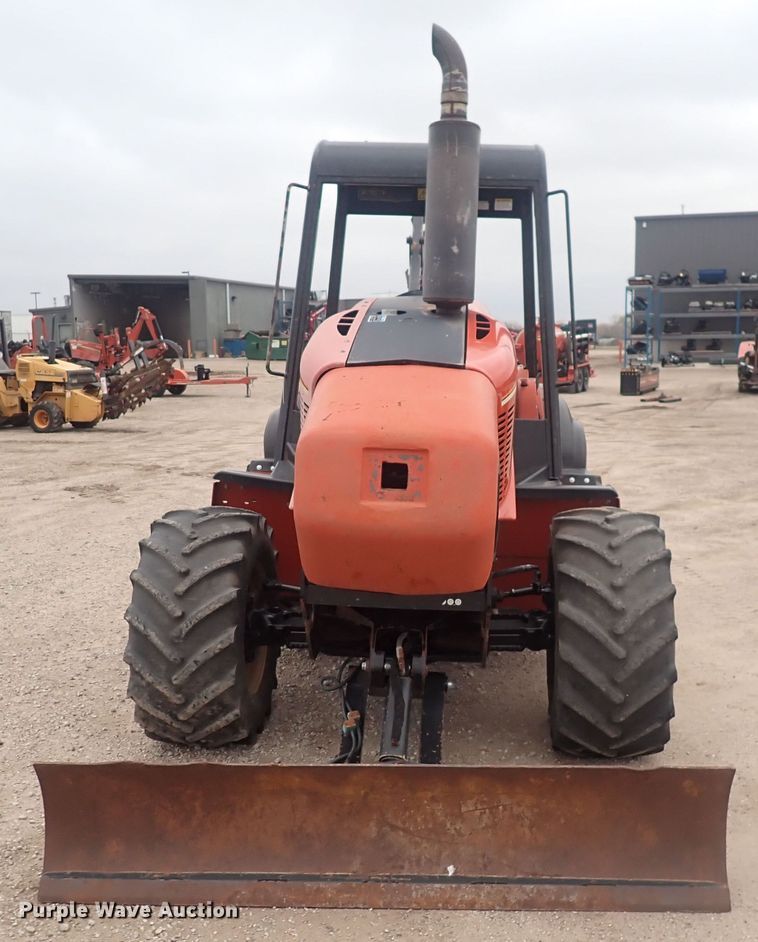 image for item DQ4892 2010 Ditch Witch RT95  trencher