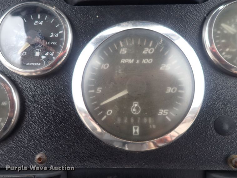 image for item DQ4892 2010 Ditch Witch RT95  trencher