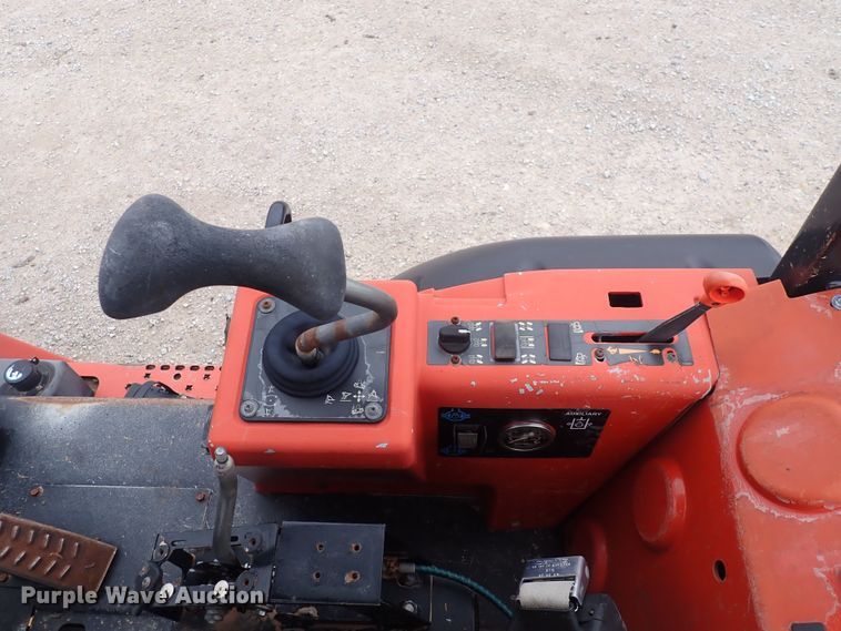 image for item DQ4892 2010 Ditch Witch RT95  trencher