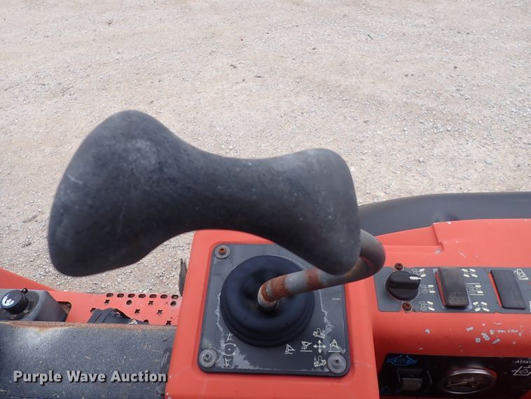 image for item DQ4892 2010 Ditch Witch RT95  trencher