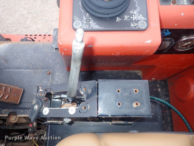 image for item DQ4892 2010 Ditch Witch RT95  trencher