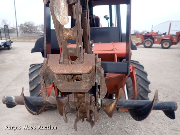 image for item DQ4892 2010 Ditch Witch RT95  trencher