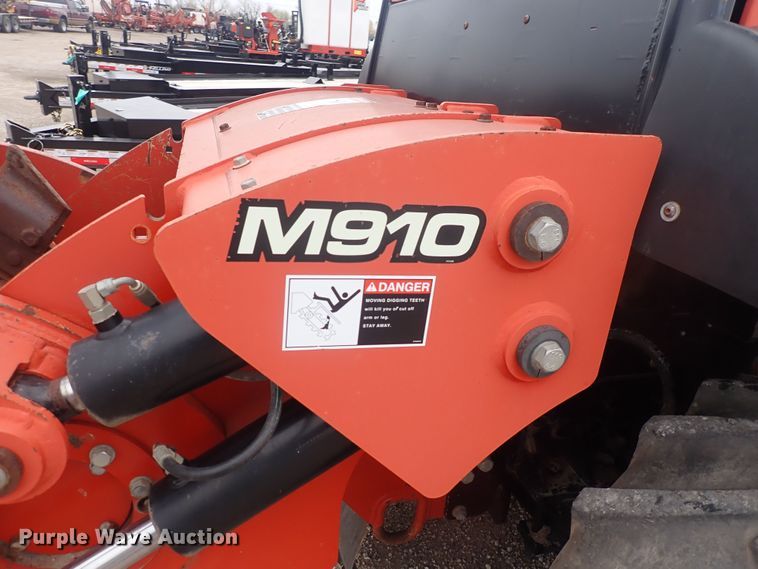 image for item DQ4892 2010 Ditch Witch RT95  trencher