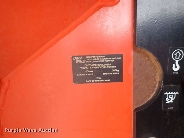 image for item DQ4892 2010 Ditch Witch RT95  trencher