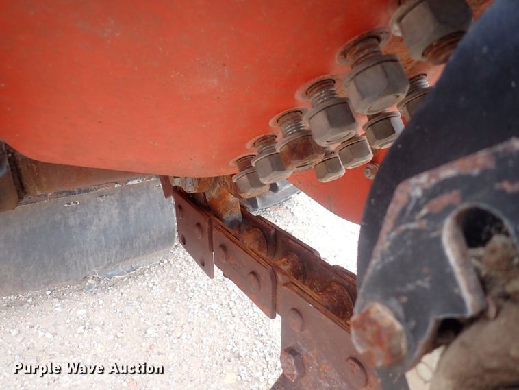 image for item DQ4892 2010 Ditch Witch RT95  trencher