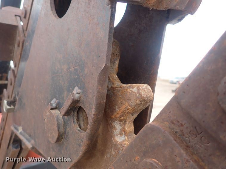 image for item DQ4892 2010 Ditch Witch RT95  trencher