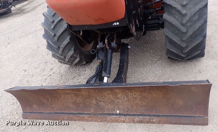 image for item DQ4892 2010 Ditch Witch RT95  trencher