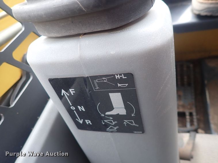 image for item DQ4893 Yanmar S270V  skid steer loader