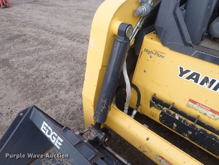 image for item DQ4893 Yanmar S270V  skid steer loader