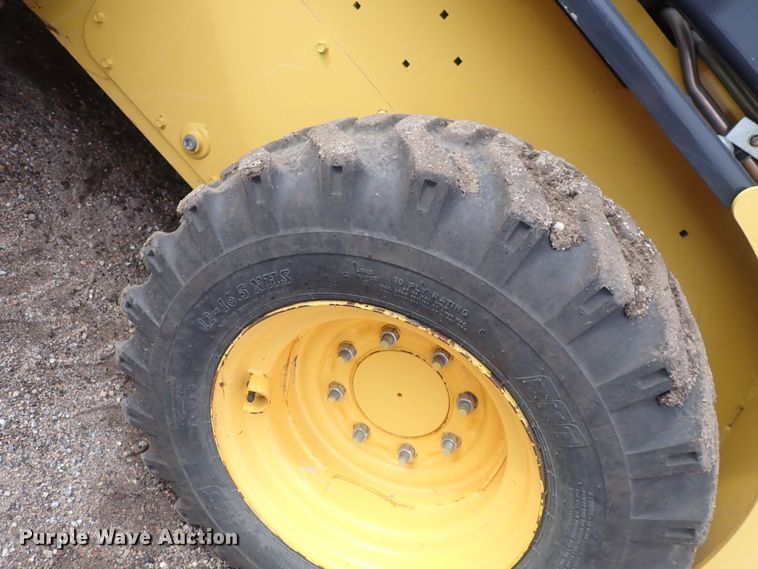 image for item DQ4893 Yanmar S270V  skid steer loader