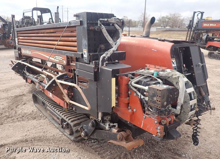 image for item DQ4894 2005 Ditch Witch JT1220 Mach 1  directional boring unit
