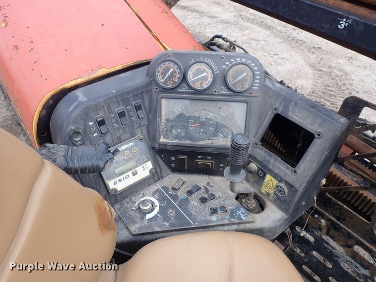 image for item DQ4894 2005 Ditch Witch JT1220 Mach 1  directional boring unit