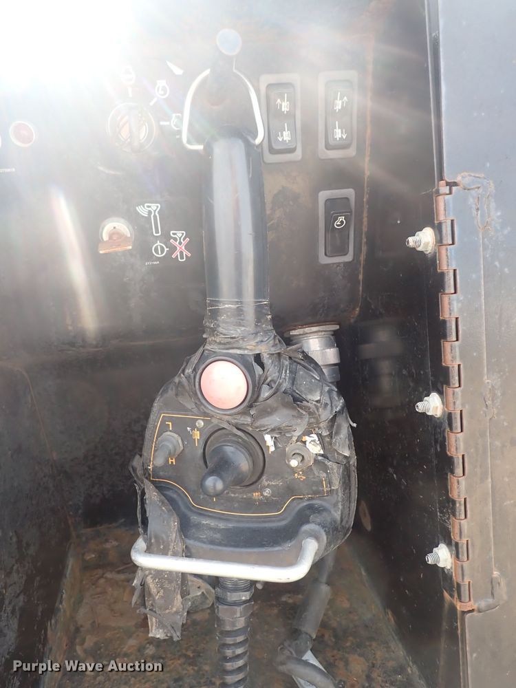 image for item DQ4895 2008 Ditch Witch JT3020 Mach 1  directional boring unit