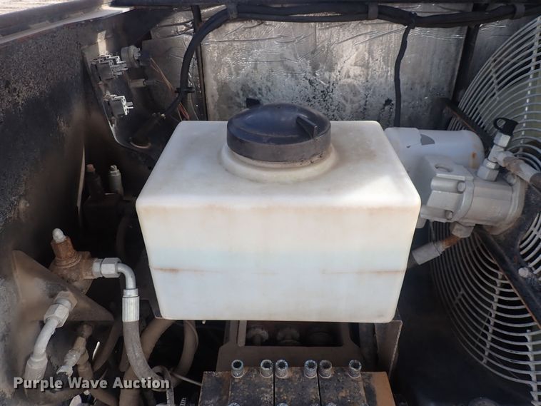 image for item DQ4895 2008 Ditch Witch JT3020 Mach 1  directional boring unit