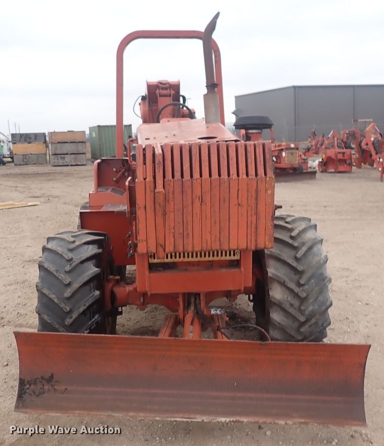 image for item DQ4897 2000 Ditch Witch 8020 Turbo  vibratory cable plow