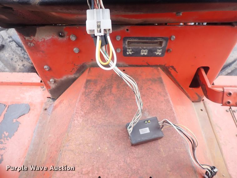 image for item DQ4897 2000 Ditch Witch 8020 Turbo  vibratory cable plow