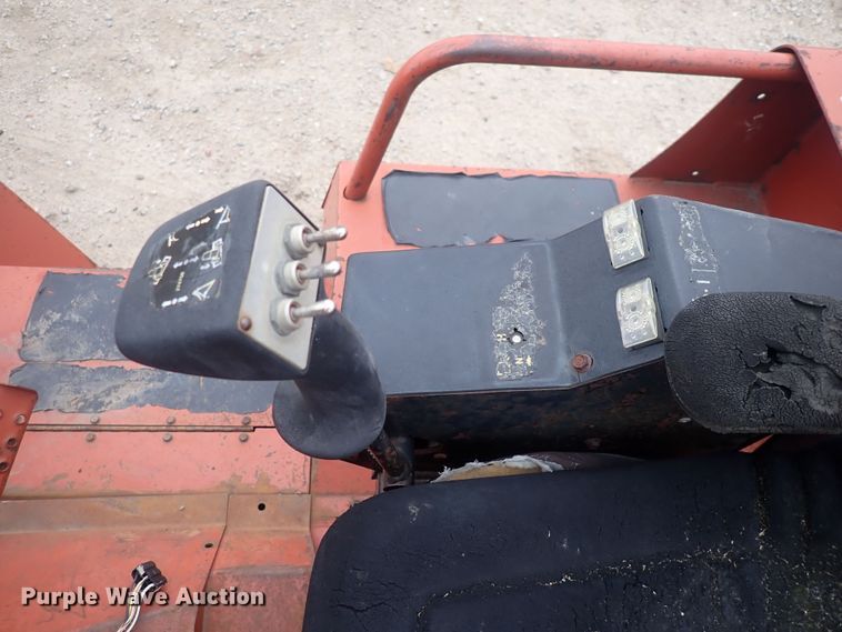 image for item DQ4897 2000 Ditch Witch 8020 Turbo  vibratory cable plow