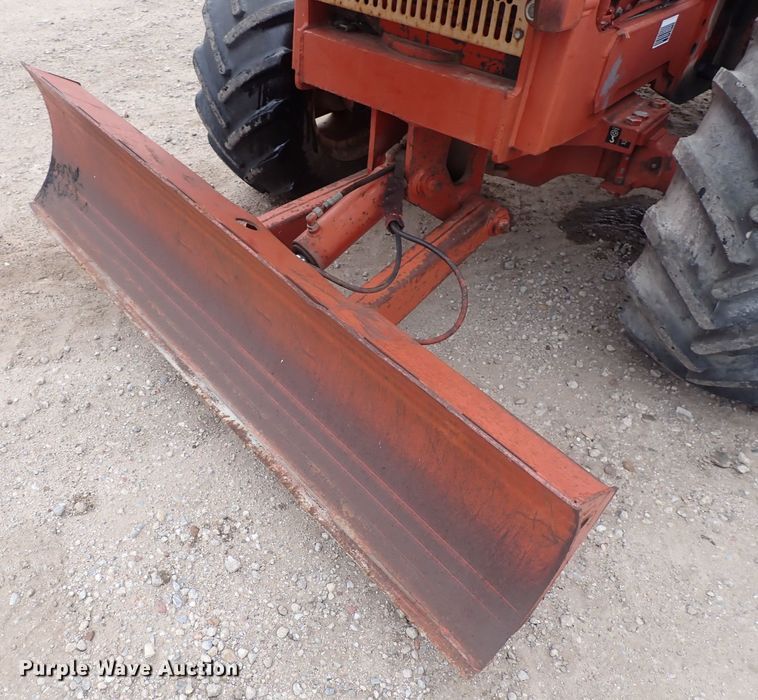 image for item DQ4897 2000 Ditch Witch 8020 Turbo  vibratory cable plow