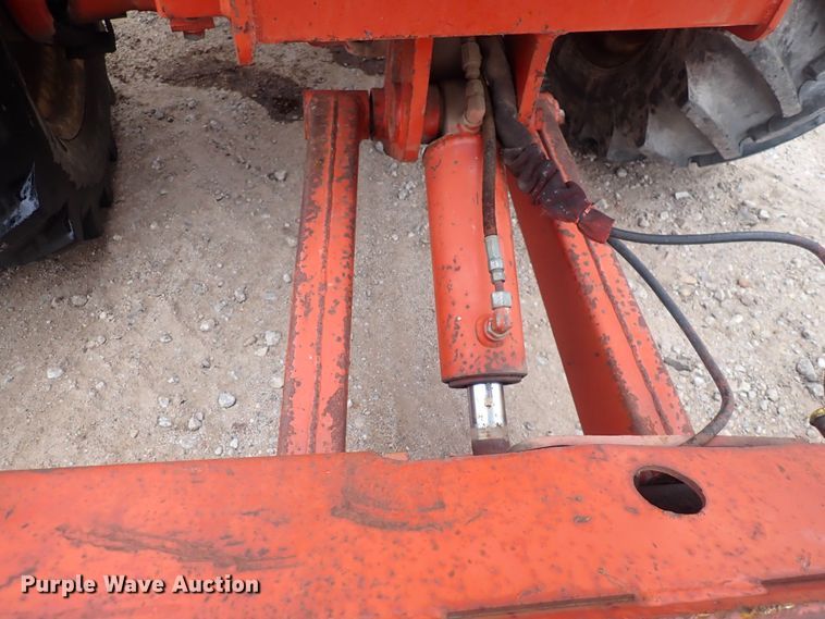 image for item DQ4897 2000 Ditch Witch 8020 Turbo  vibratory cable plow