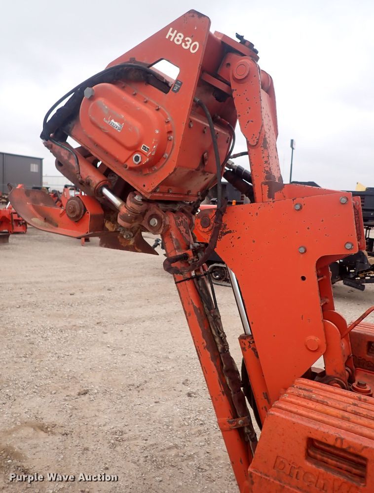 image for item DQ4897 2000 Ditch Witch 8020 Turbo  vibratory cable plow