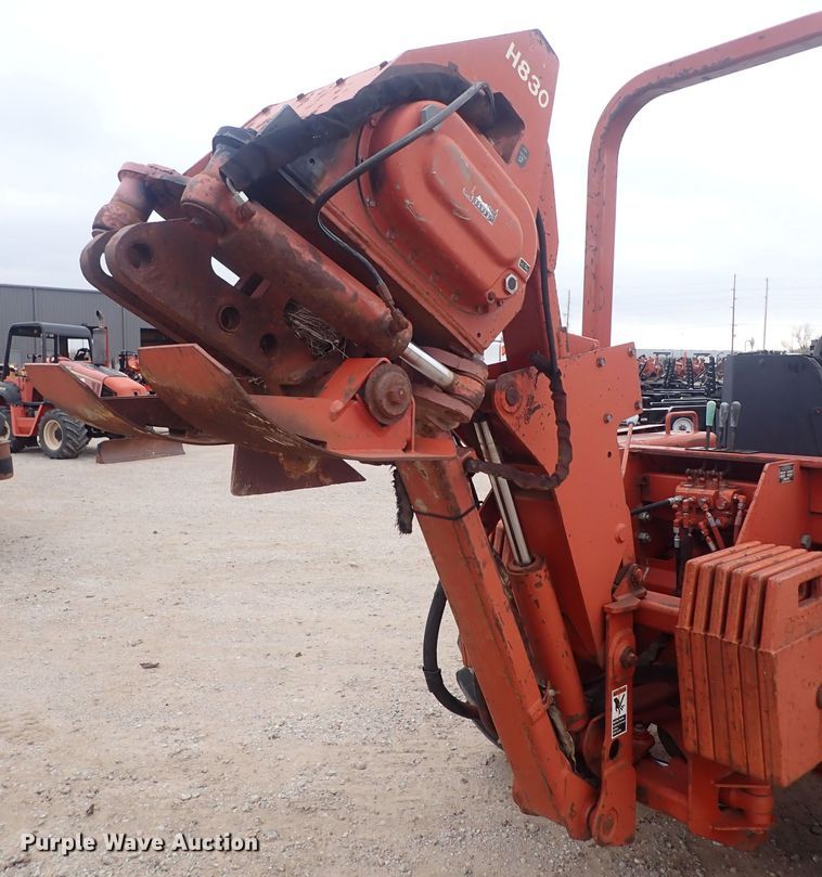 image for item DQ4897 2000 Ditch Witch 8020 Turbo  vibratory cable plow