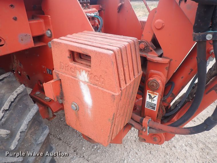 image for item DQ4897 2000 Ditch Witch 8020 Turbo  vibratory cable plow