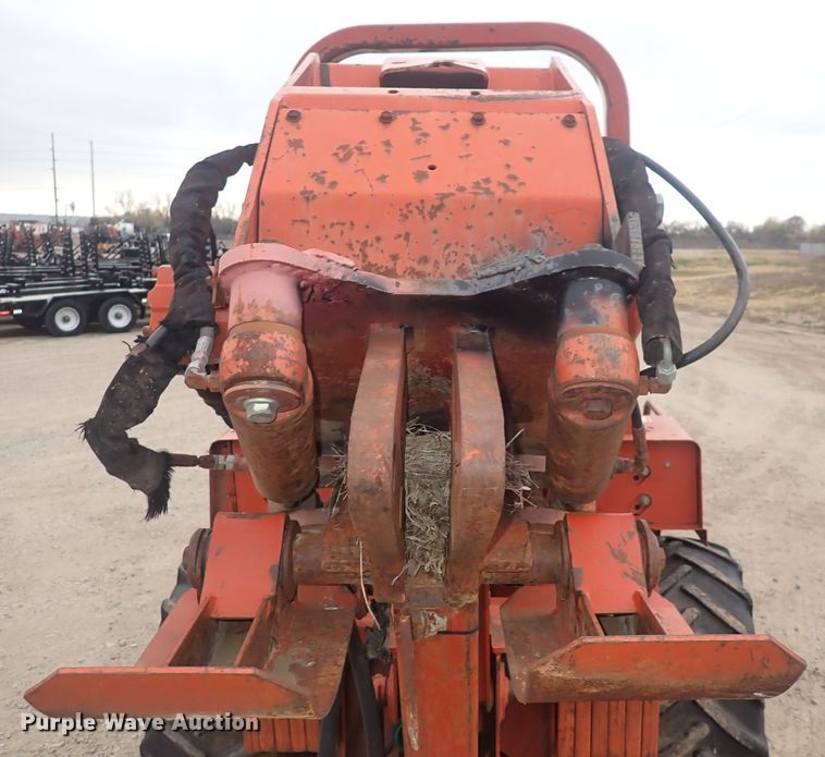 image for item DQ4897 2000 Ditch Witch 8020 Turbo  vibratory cable plow