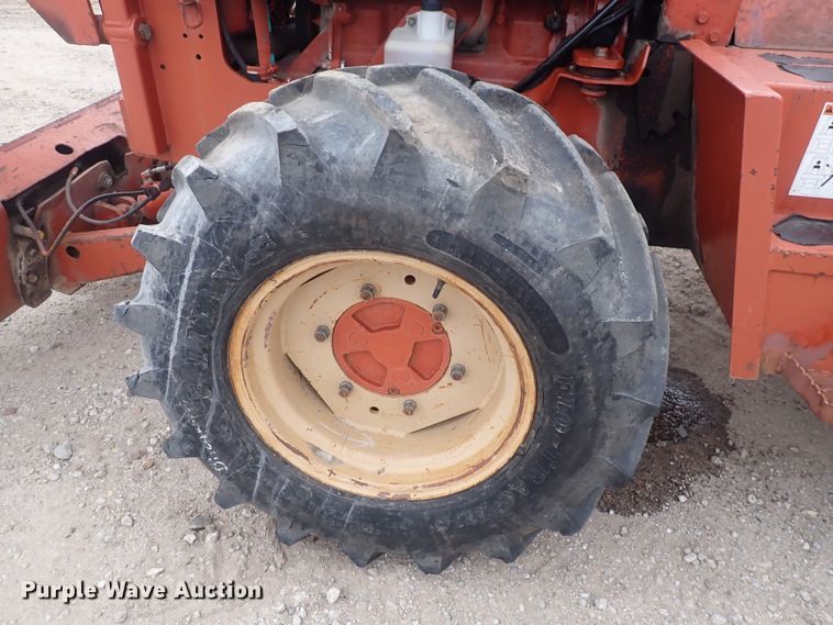 image for item DQ4897 2000 Ditch Witch 8020 Turbo  vibratory cable plow