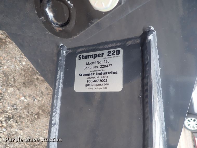image for item DQ4898 Stumper 220HD  compact utility loader stump grinder