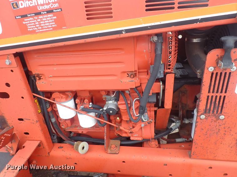 image for item DQ4899 1998 Ditch Witch 3700  trencher