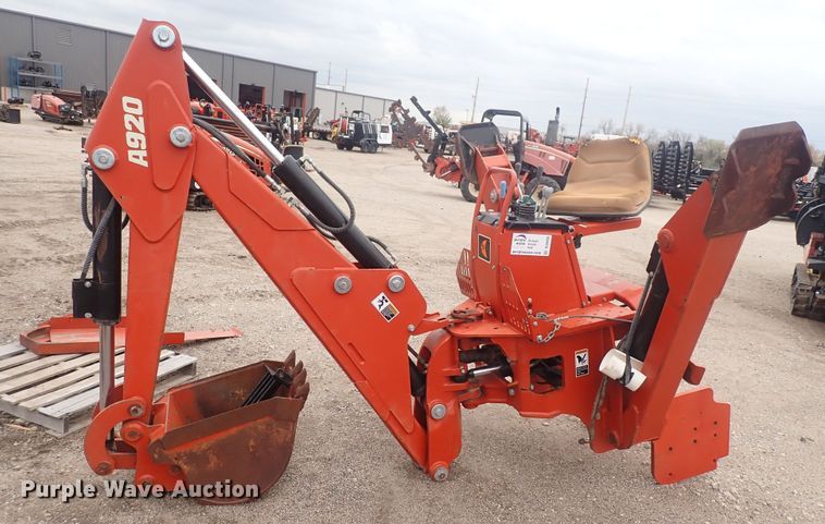image for item DQ4900 2006 Ditch Witch A920  backhoe
