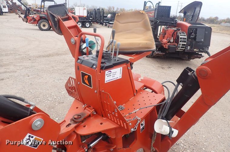 image for item DQ4900 2006 Ditch Witch A920  backhoe