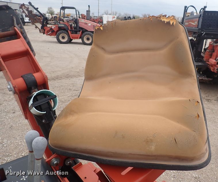 image for item DQ4900 2006 Ditch Witch A920  backhoe