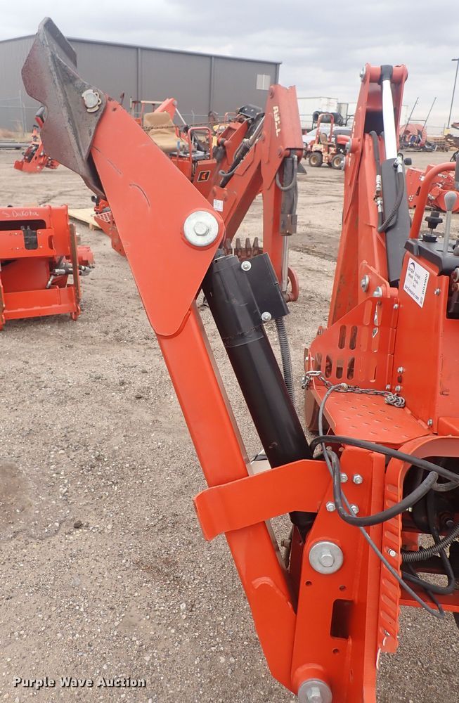image for item DQ4900 2006 Ditch Witch A920  backhoe