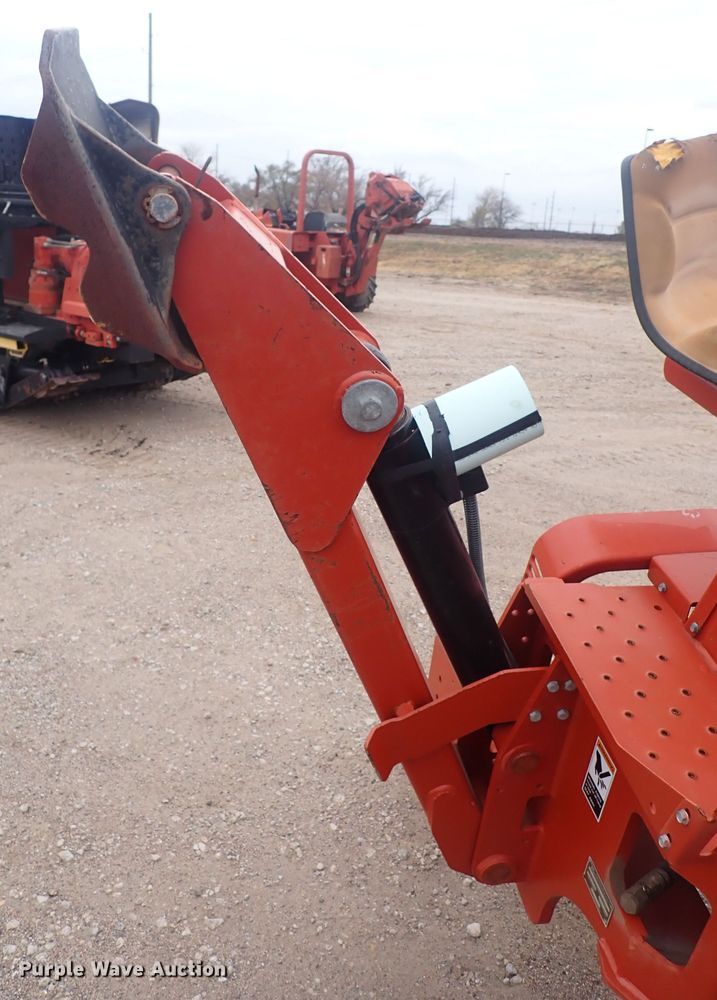 image for item DQ4900 2006 Ditch Witch A920  backhoe