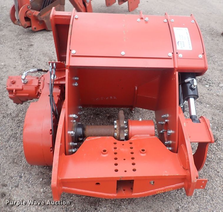 image for item DQ4901 2019 Ditch Witch H910  trencher